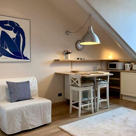 Cozy And Quiet Rooftop Apartment In Turin Bagian luar foto