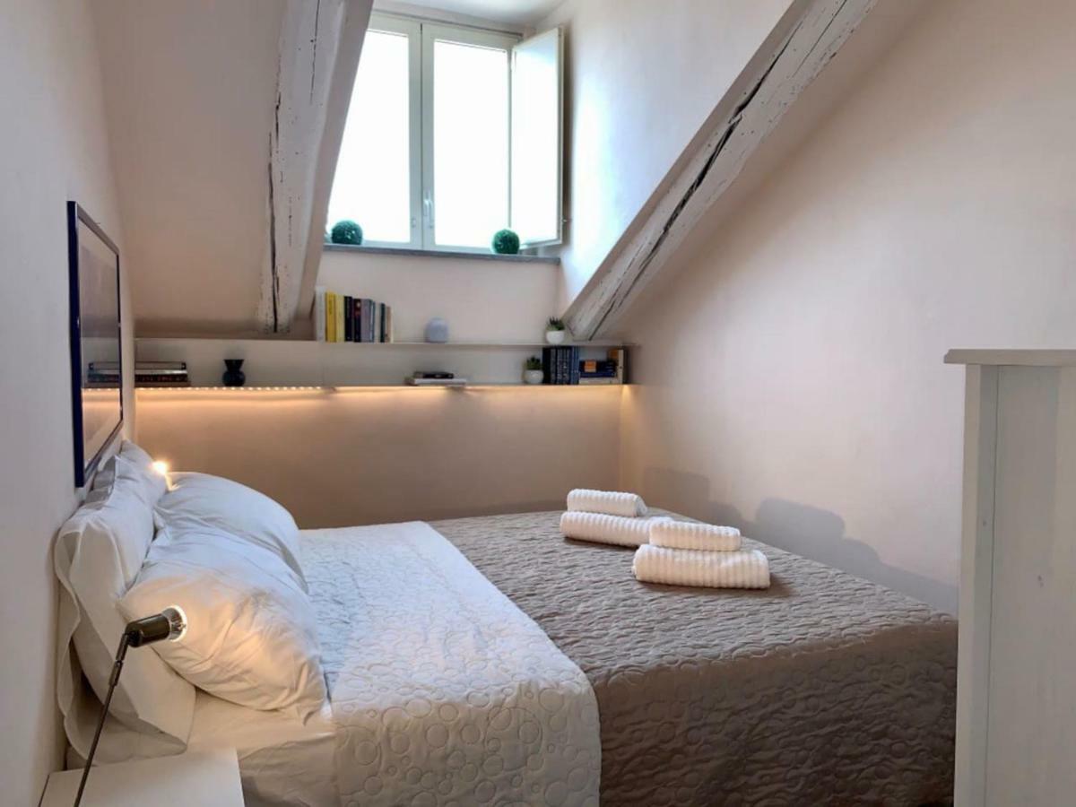 Cozy And Quiet Rooftop Apartment In Turin Bagian luar foto